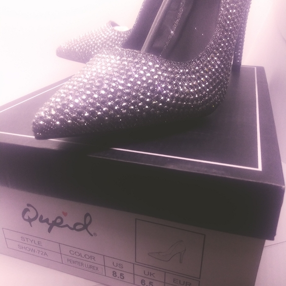 Heels 8.5 - Picture 4 of 5